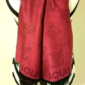 Brand New maroon wrap, high quality